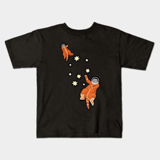 Space cat. Cats astronauts in an orange spacesuit Kids T-Shirt